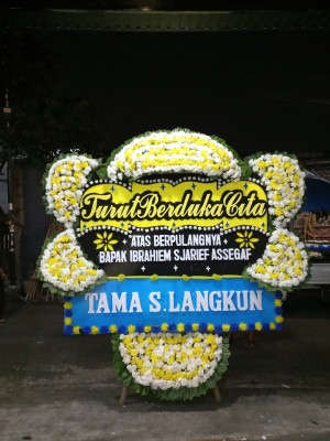 Papan Bunga Duka di Koto Marapak